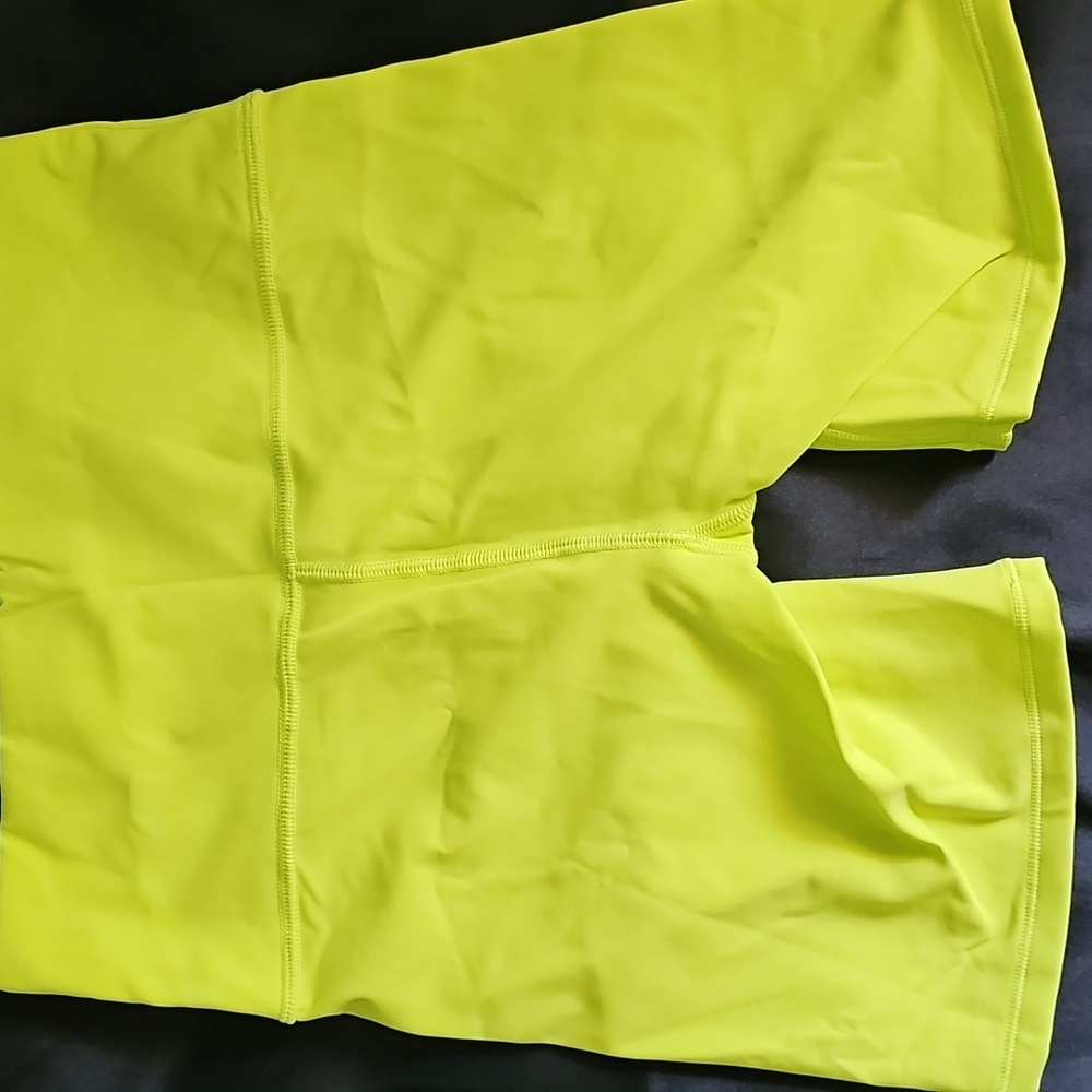 💛 SKIMS NWT High Waist Short color Daffodil 💛 💰One Day Sale💰 - Picture 8 of 10